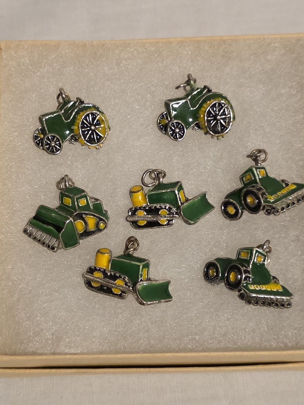 Lot Of 7 John Deere Bracelet Charms 3/4 Inch Jewelry Creation Necklace Tractor